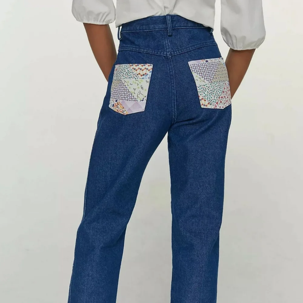 High Rise Jeans - Picture 2 of 3